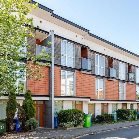 Comfortable 3-Storey House With Free Car Parking Mánchester Exterior foto
